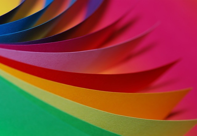 colored-paper-571937_640