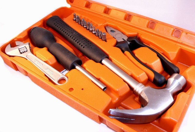 tools-kit-2160_640