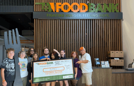 Western-Oaks-youth-at-Regional-Food-Bank